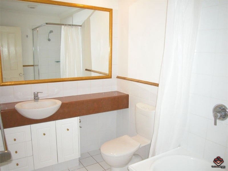 22-34 Glenside Drive, Robina QLD 4226