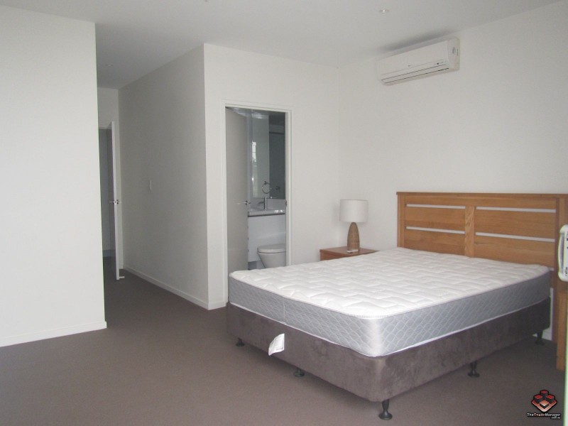 37C Harbour Road, Hamilton QLD 4007