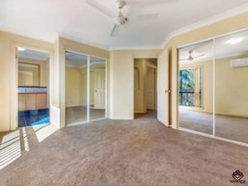 206 Cheltenham Drive, Robina QLD 4226