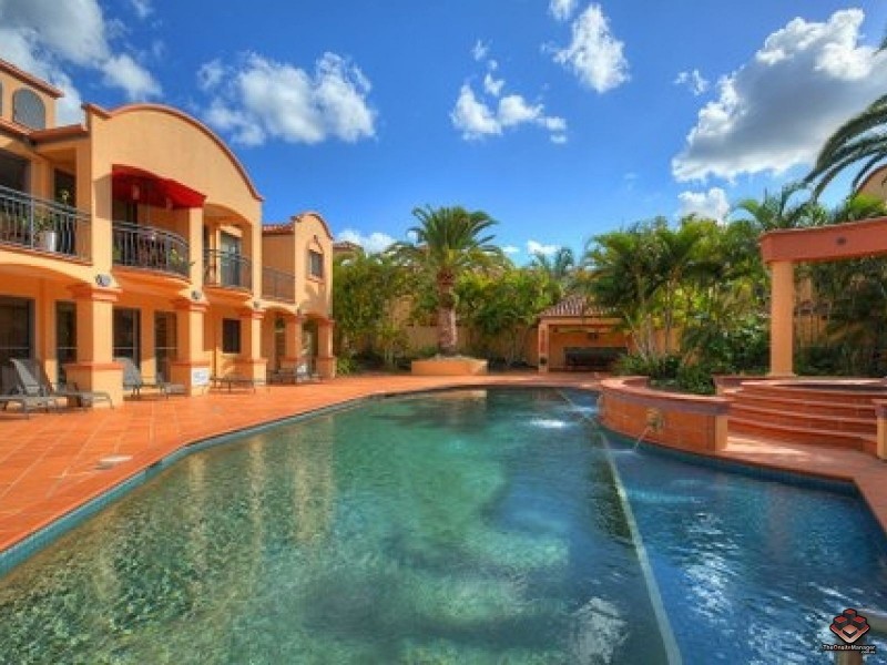 206 Cheltenham Drive, Robina QLD 4226