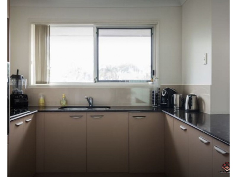 97 Edmund Rice Drive, Southport QLD 4215