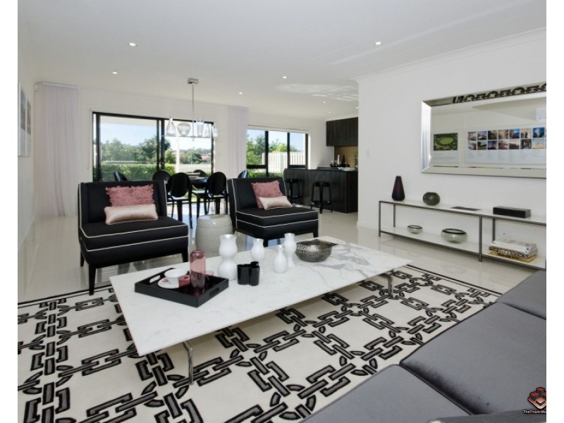 Pacific Pines QLD 4211