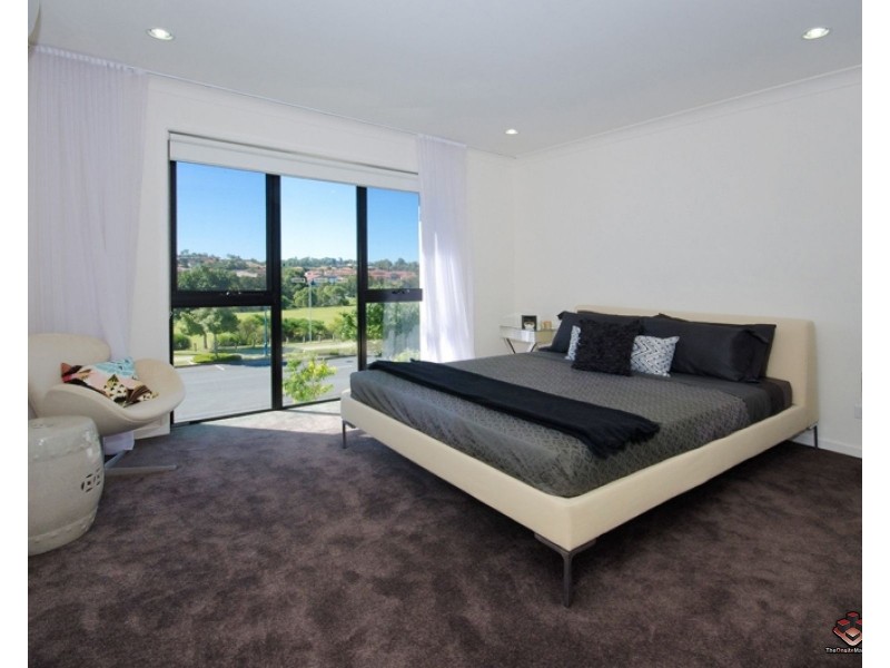 Pacific Pines QLD 4211