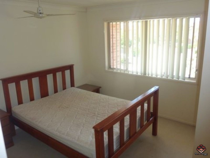 75 Brown Street, Labrador QLD 4215