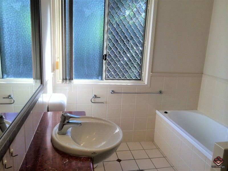 433 Brisbane Road, Coombabah QLD 4216