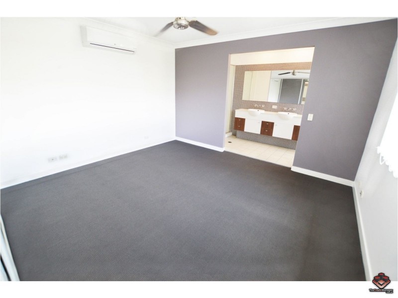 19 Carina Peak Drive, Varsity Lakes QLD 4227