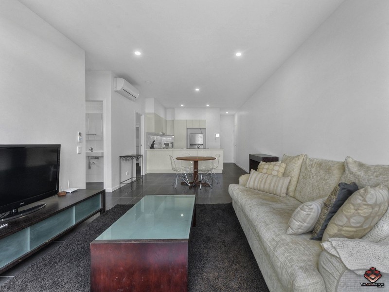 10 Wakefield Street, Alderley QLD 4051