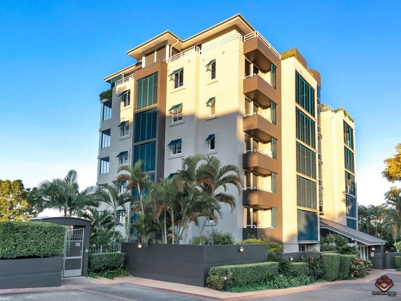 190 Swann Road, Taringa QLD 4068