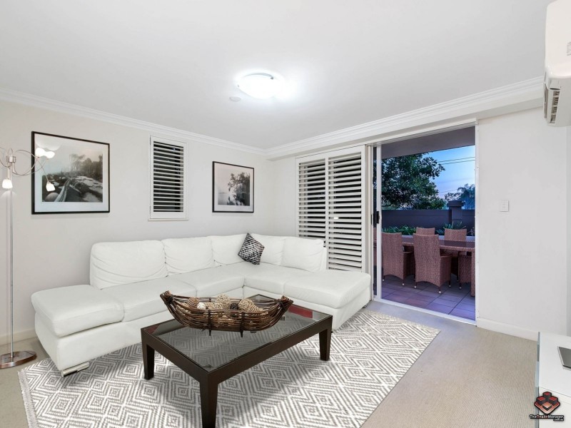 190 Swann Road, Taringa QLD 4068