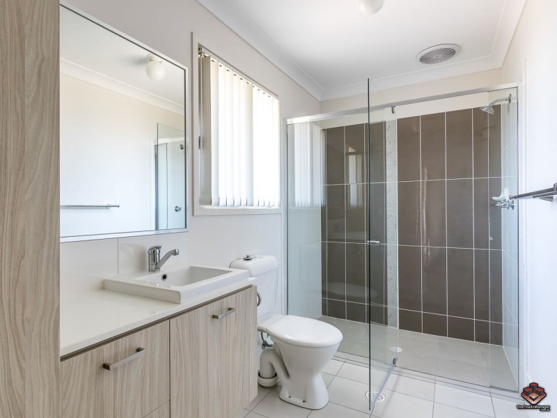 3/6 Clearwater Street, Bethania QLD 4205