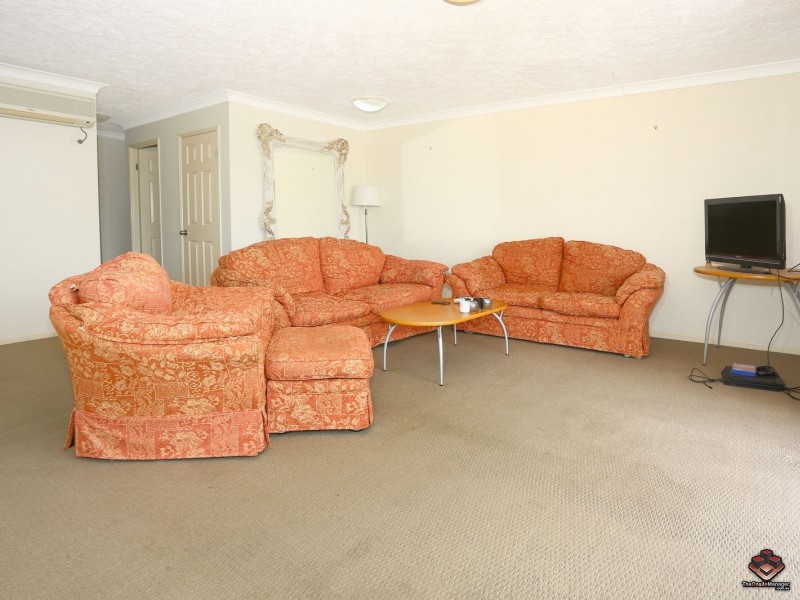 38 Labrador Street, Labrador QLD 4215