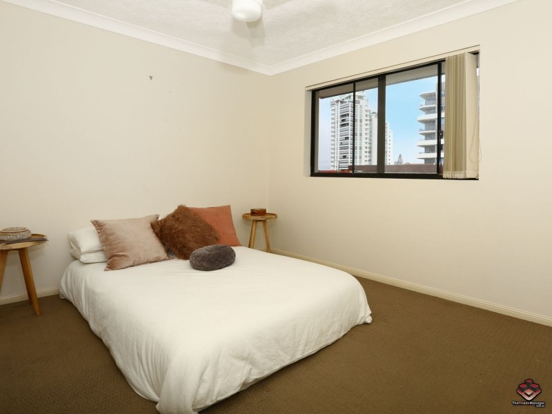 38 Labrador Street, Labrador QLD 4215