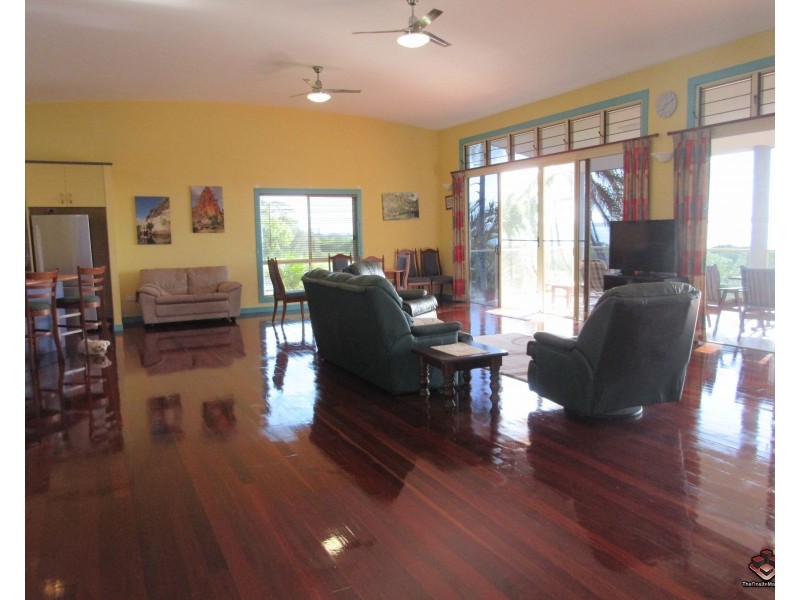 Urangan QLD 4655