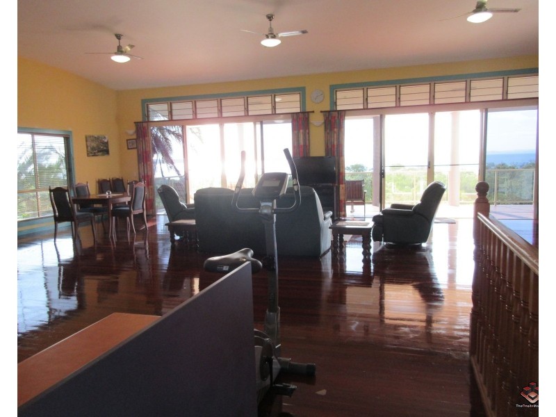 Urangan QLD 4655