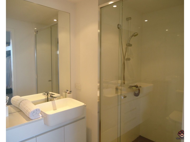 15 Compass Drive, Biggera Waters QLD 4216
