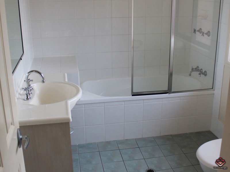 31/1 Secondary Street, Upper Coomera QLD 4209