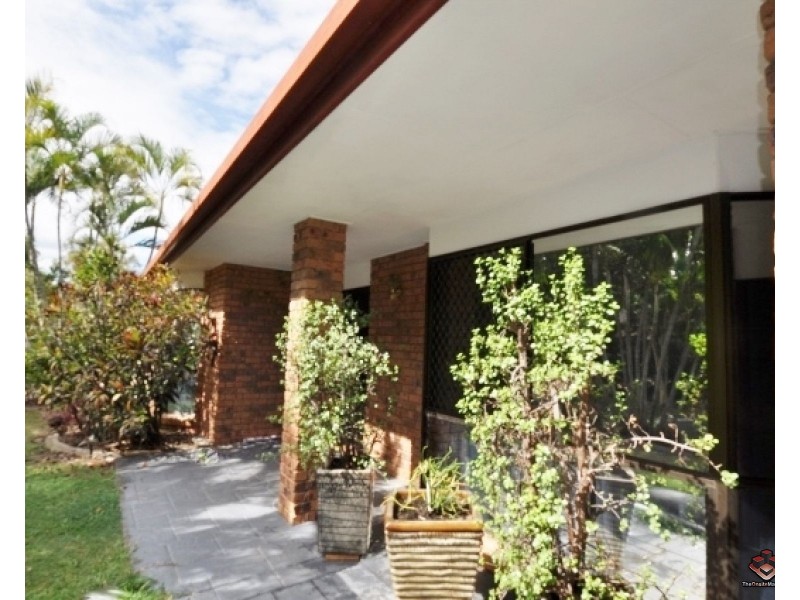 62 Carinya Street, Indooroopilly QLD 4068