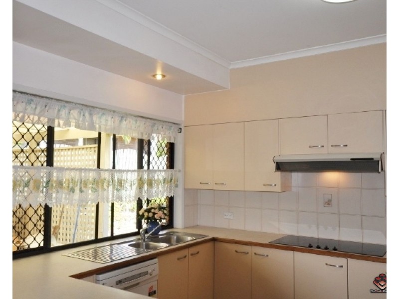 62 Carinya Street, Indooroopilly QLD 4068