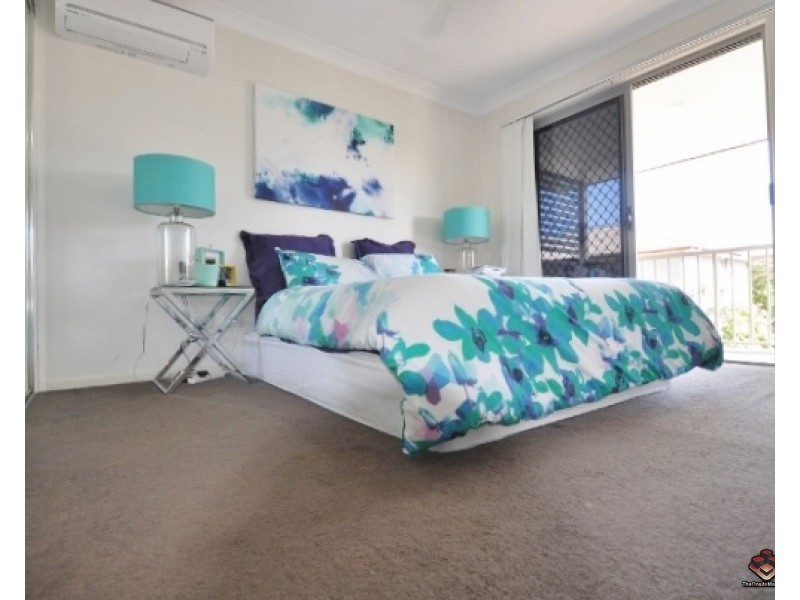 130 Jutland Street, Oxley QLD 4075