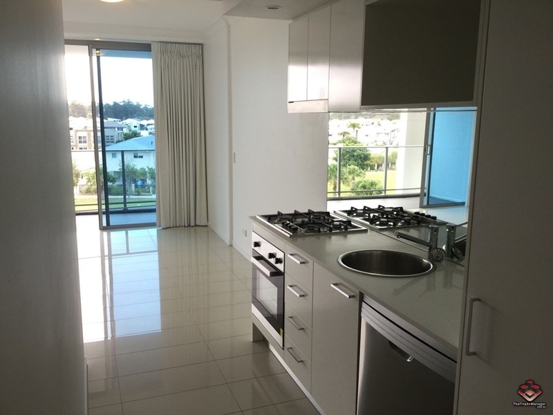 2 East Quay Drive, Biggera Waters QLD 4216