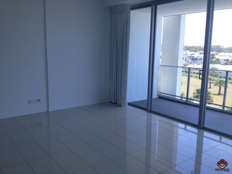 2 East Quay Drive, Biggera Waters QLD 4216