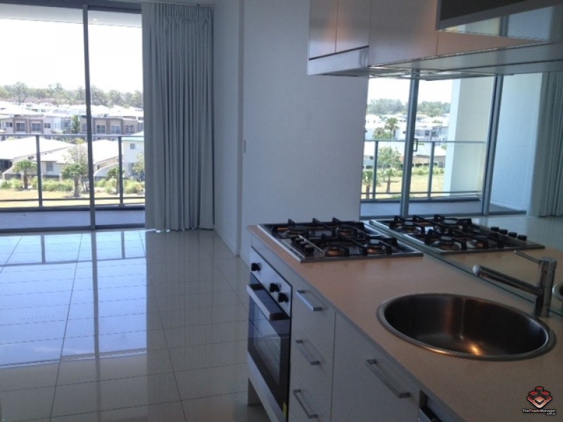 2 East Quay Drive, Biggera Waters QLD 4216