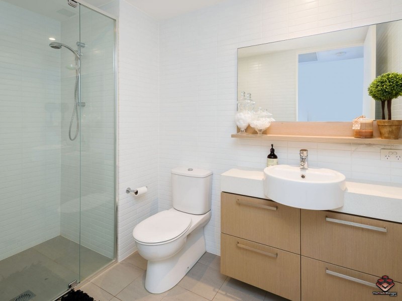 4405/323 Bayview Street, Hollywell QLD 4216