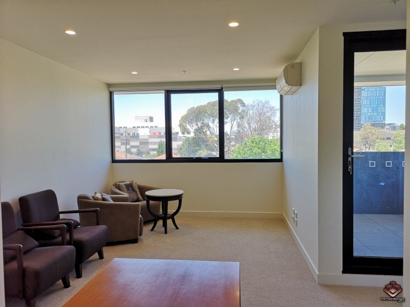 17 Poplar Street, Box Hill VIC 3128