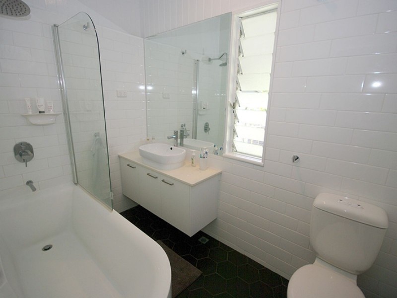 21 Hassall Road, Deagon QLD 4017