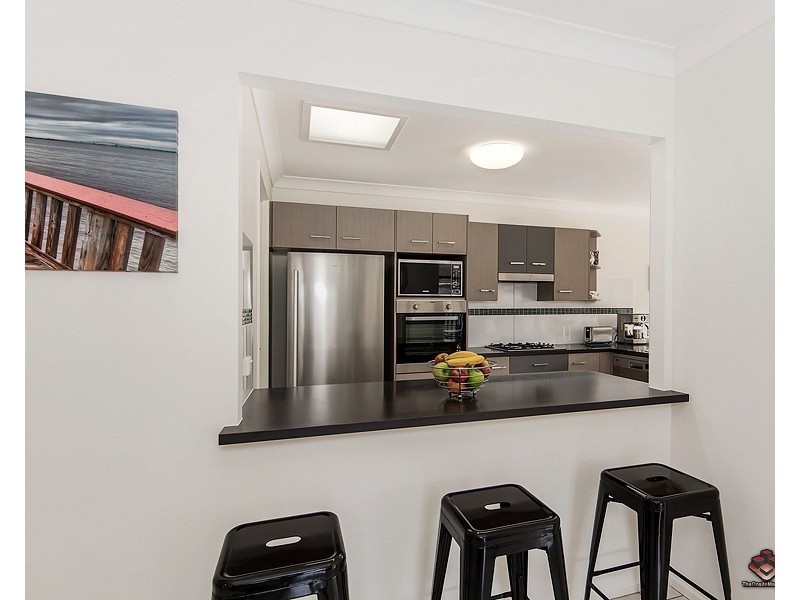 45 Cobb and Co Drive, Oxenford QLD 4210