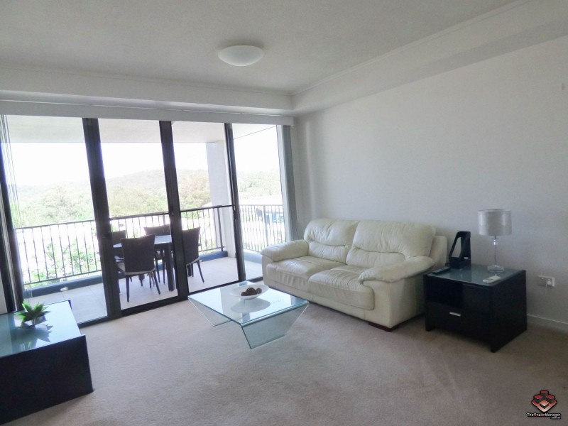 16 Surbiton Court, Carindale QLD 4152