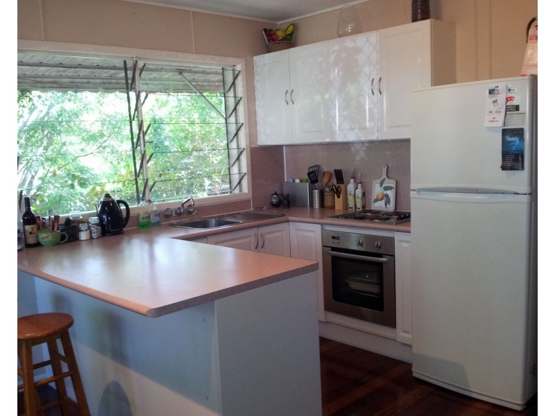 5 Morley Street, West Gladstone QLD 4680