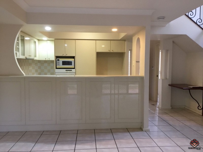 Hope Island QLD 4212