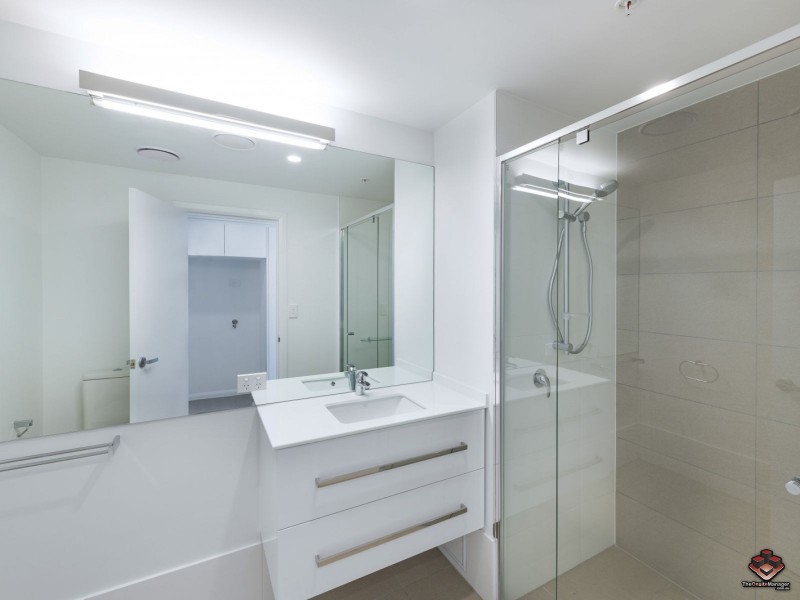 20506/300 Old Cleveland Road, Coorparoo QLD 4151