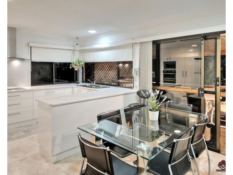 15 Dema Street, Sunnybank QLD 4109