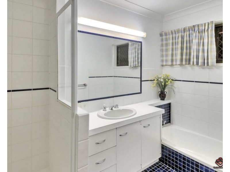 15 Dema Street, Sunnybank QLD 4109