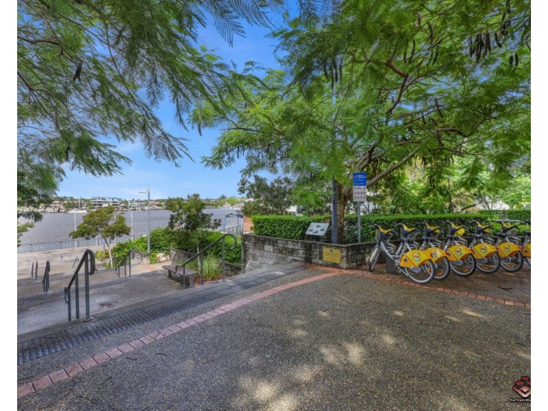 64 Macquarie Street, Teneriffe QLD 4005