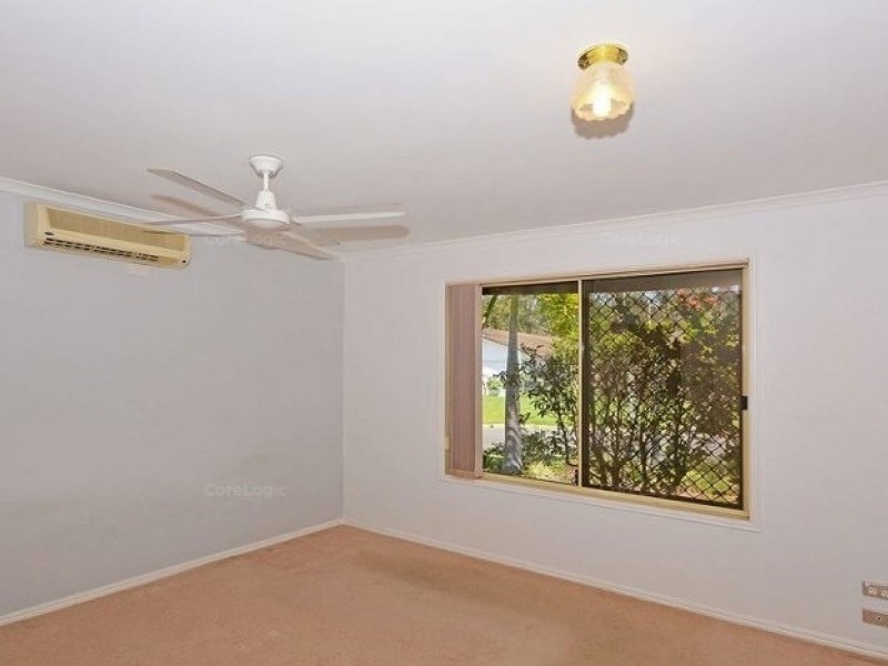 11 Earls Court, Point Vernon QLD 4655