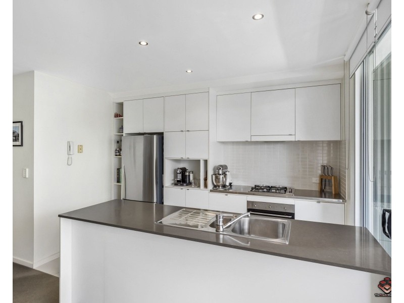 48 Addison Avenue, Bulimba QLD 4171