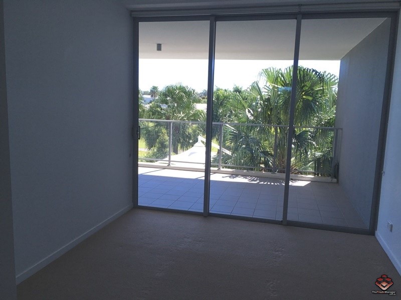 41 Harbour Town Drive, Biggera Waters QLD 4216