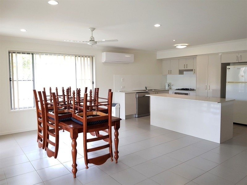 18 Oxley Circuit, Urraween QLD 4655