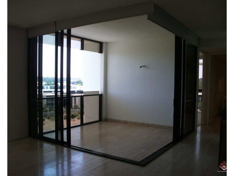 1 Marina Drive, Benowa QLD 4217