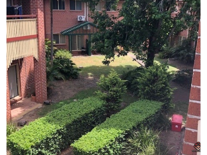 100 Racecourse Drive, Bundall QLD 4217