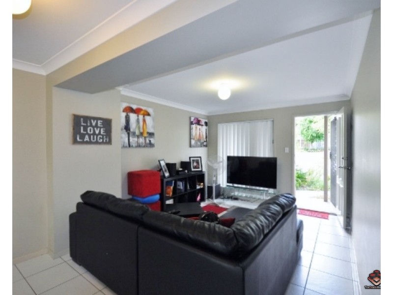 130 Jutland Street, Oxley QLD 4075