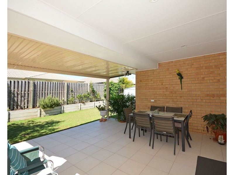 4 Burke Court, Urraween QLD 4655