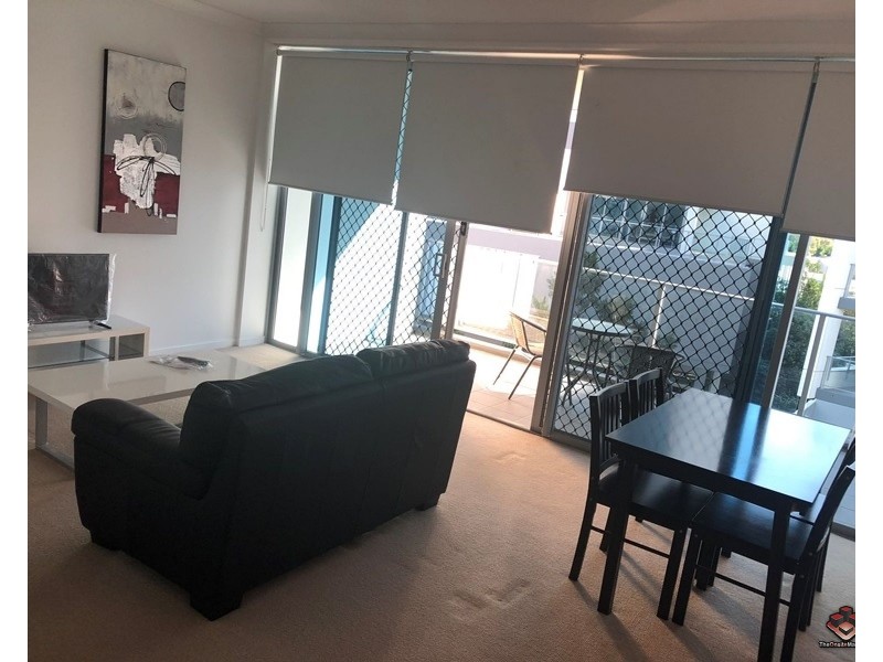 2 East Quay Drive, Biggera Waters QLD 4216