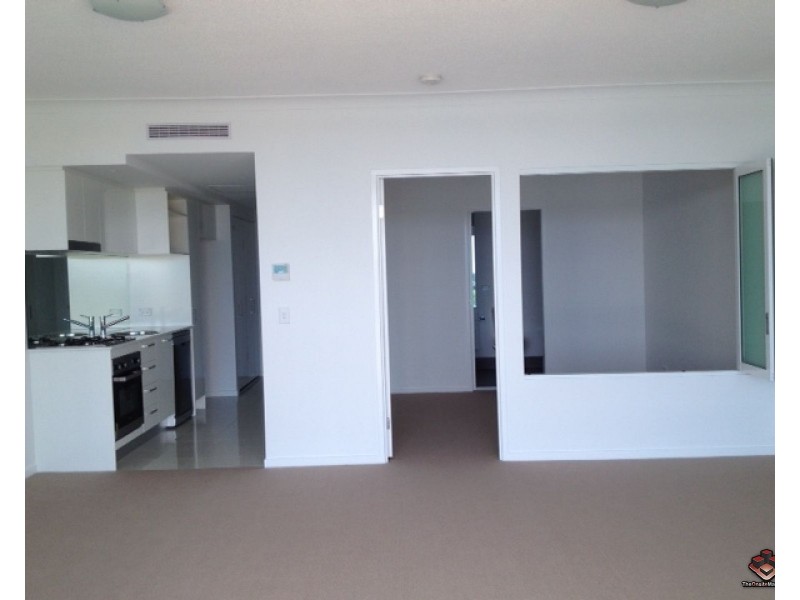 2 East Quay Drive, Biggera Waters QLD 4216