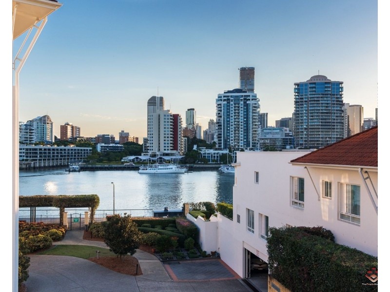 6 Merthyr Road, New Farm QLD 4005