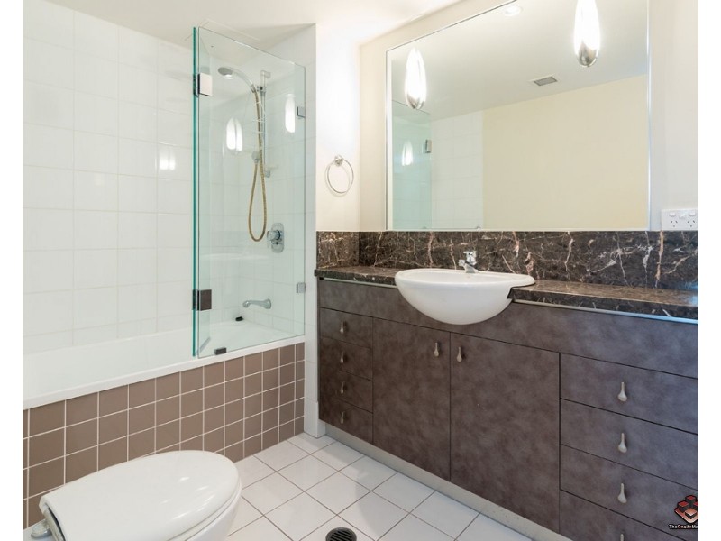 6 Merthyr Road, New Farm QLD 4005