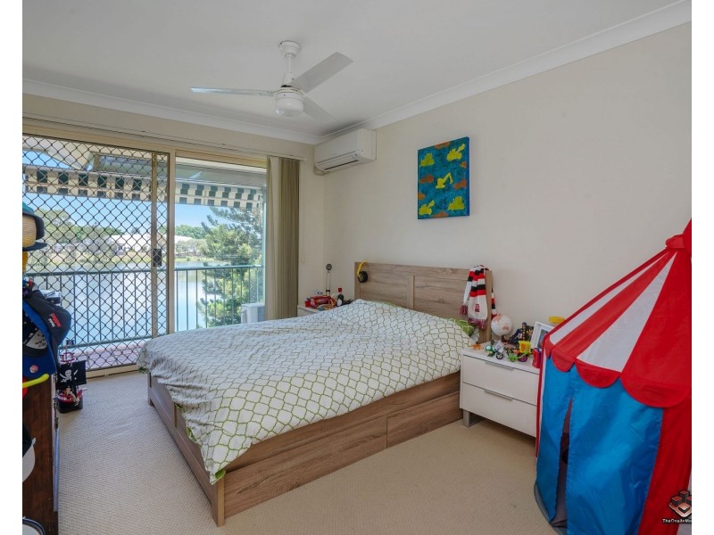 Unit 57 / 7-9 Santa Cruz Boulevard, Clear Island Waters QLD 4226